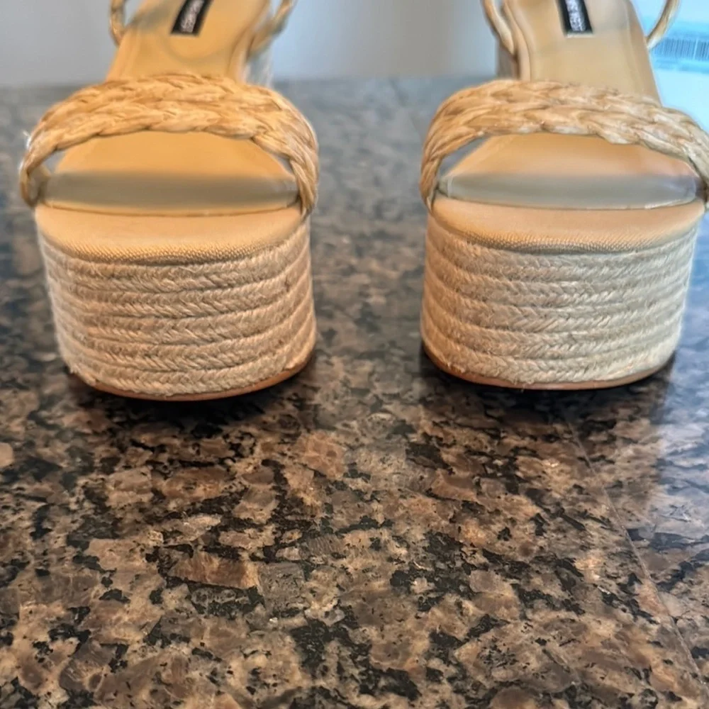 Nine West Rivva 3 light natural braided jute Platform NWT 9.5